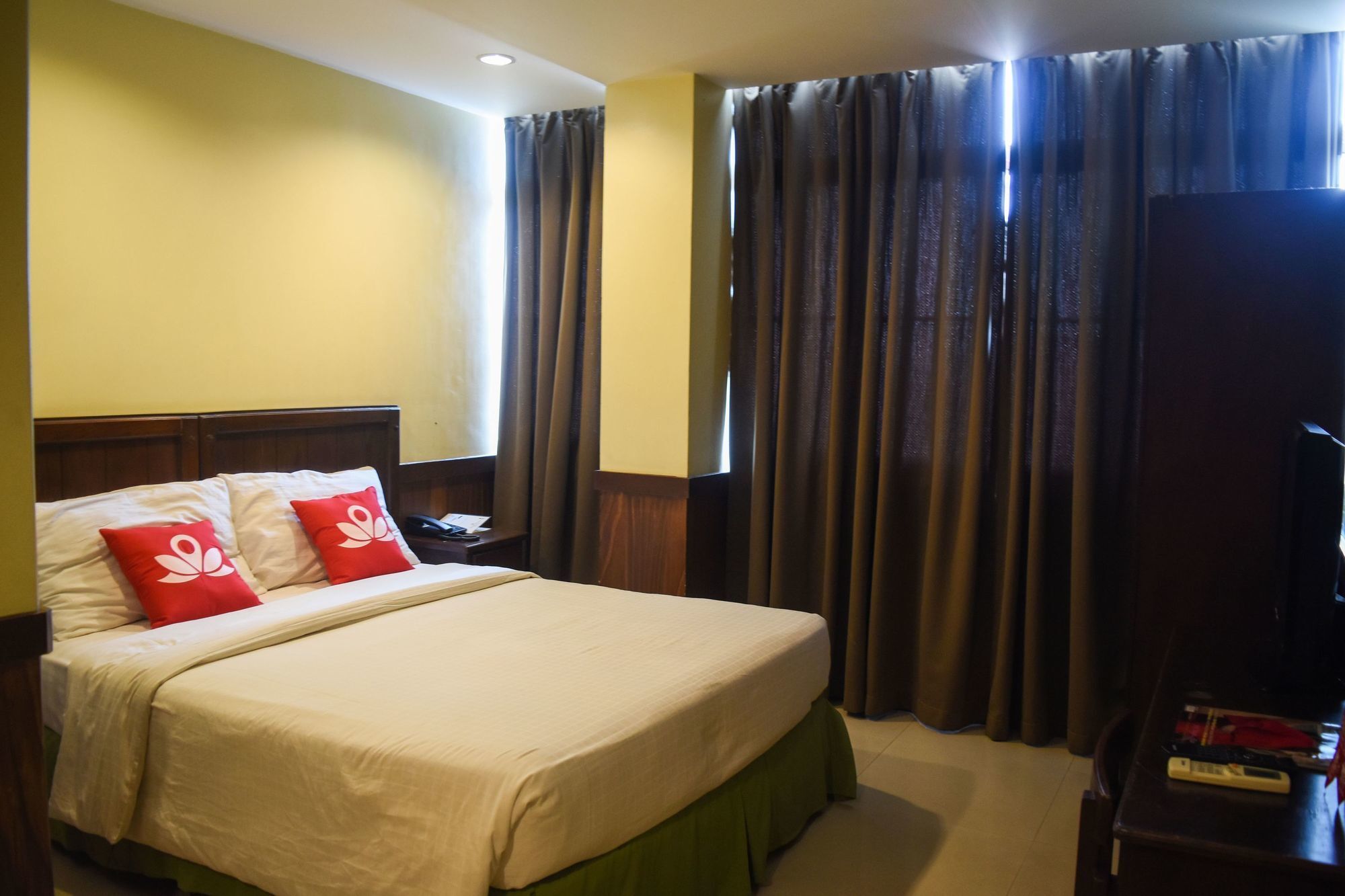 Zen Rooms Roxas Avenue Davao Stadt Exterior foto